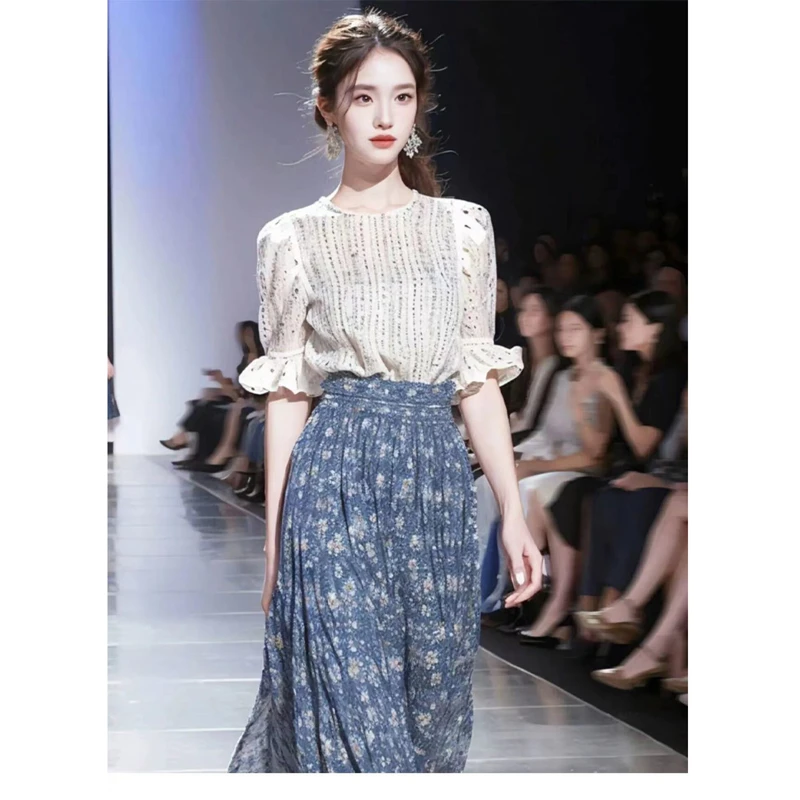 2025年夏季新款设计感小众泡泡袖时尚显瘦镂空减龄上衣百搭半身裙