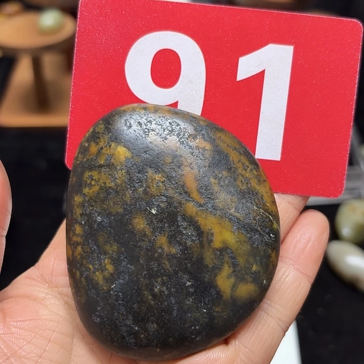 和田玉未镶嵌摆件