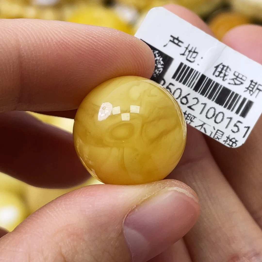 琥珀未镶嵌珠宝奇石17.8mm黄白浓蜡妖花 瑕