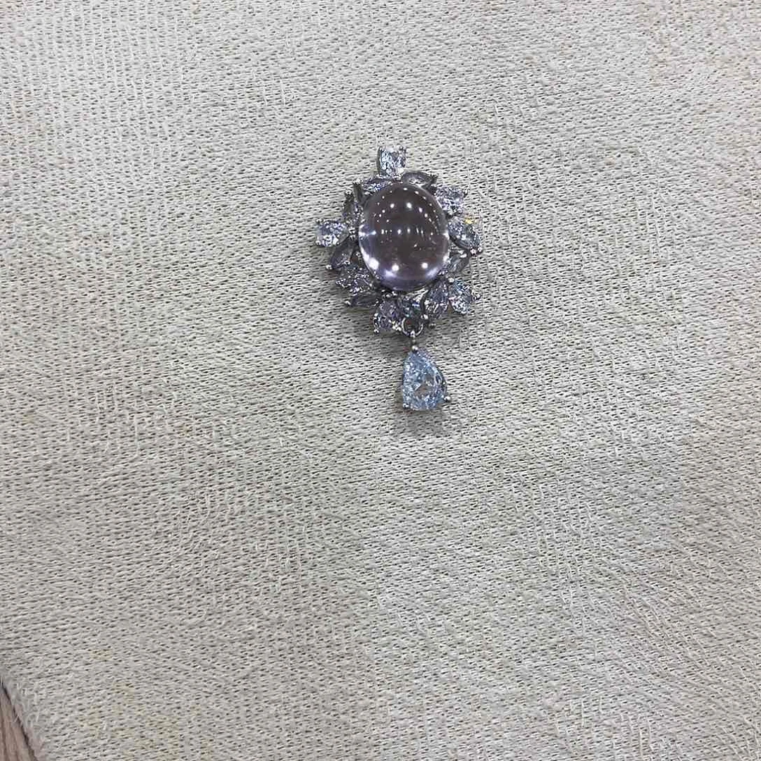 银S925镶嵌吊坠(不含链)水晶