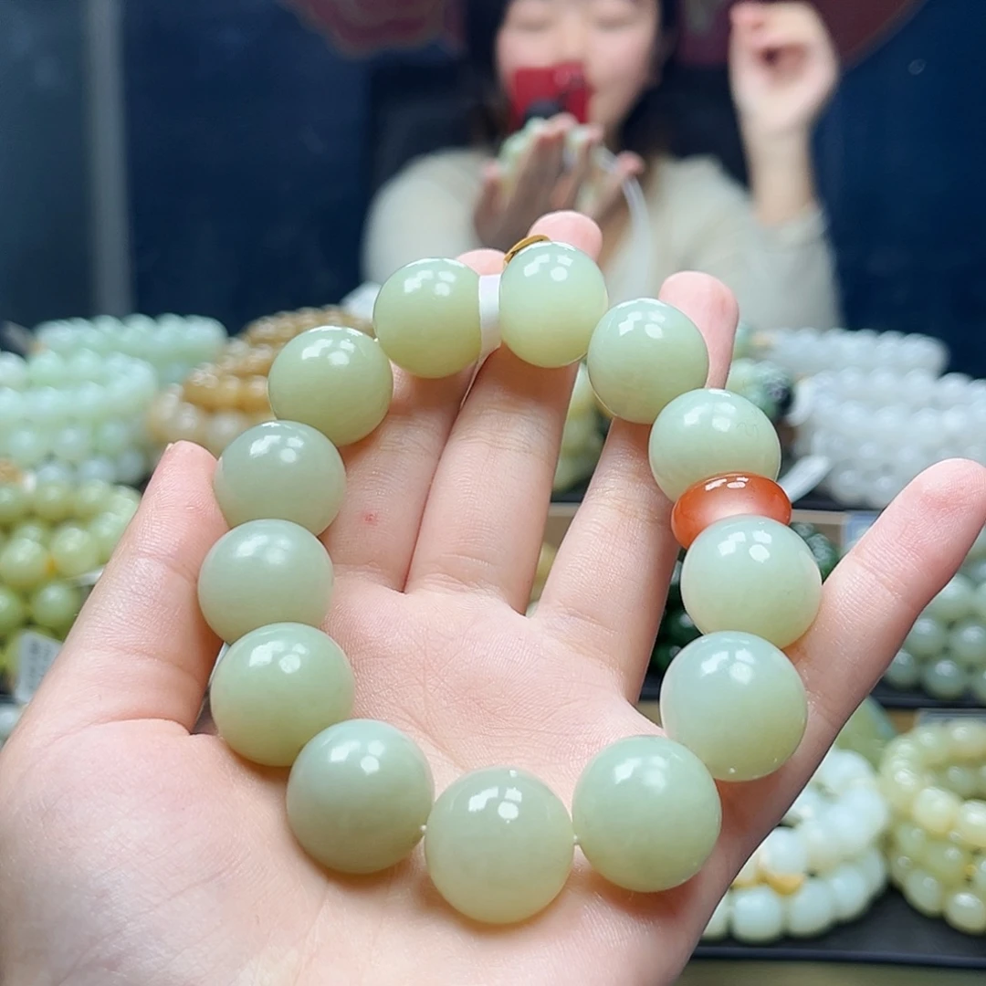 和田玉未镶嵌手链