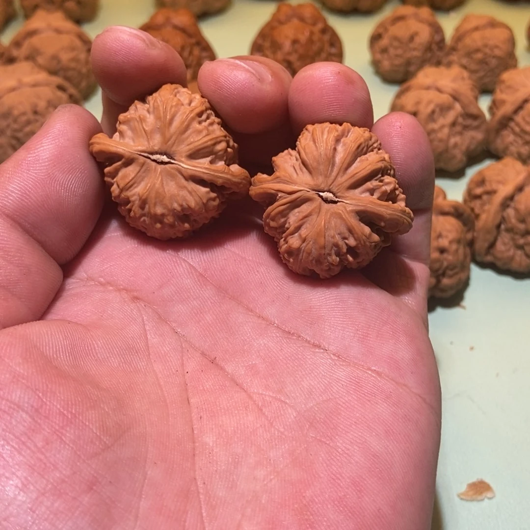 文玩核桃吊坠L**?狮子头36