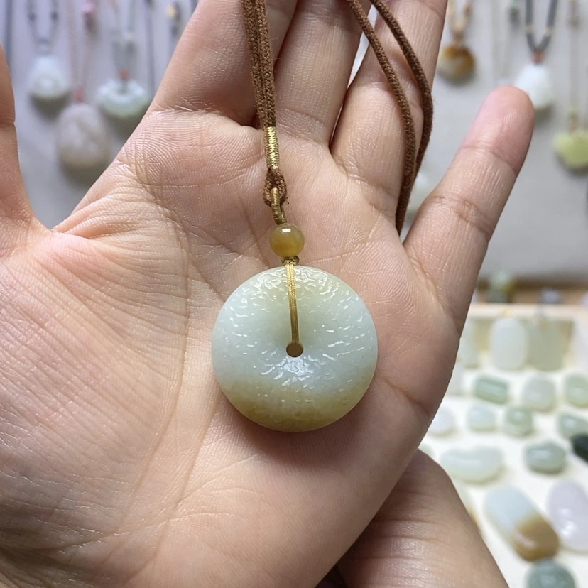 【闪购商品】和田玉未镶嵌颈饰