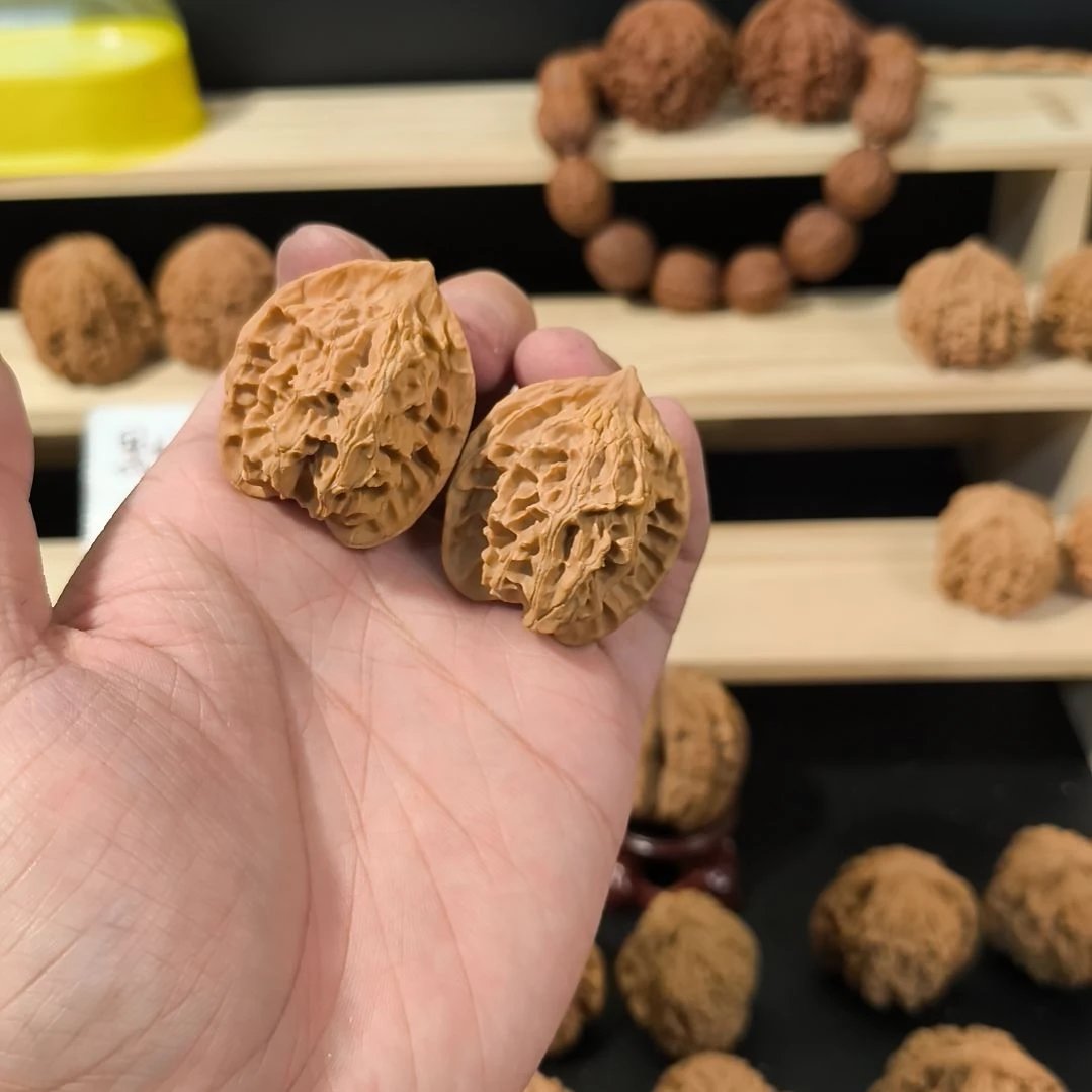 词***达文玩核桃吊坠34盘山公子帽