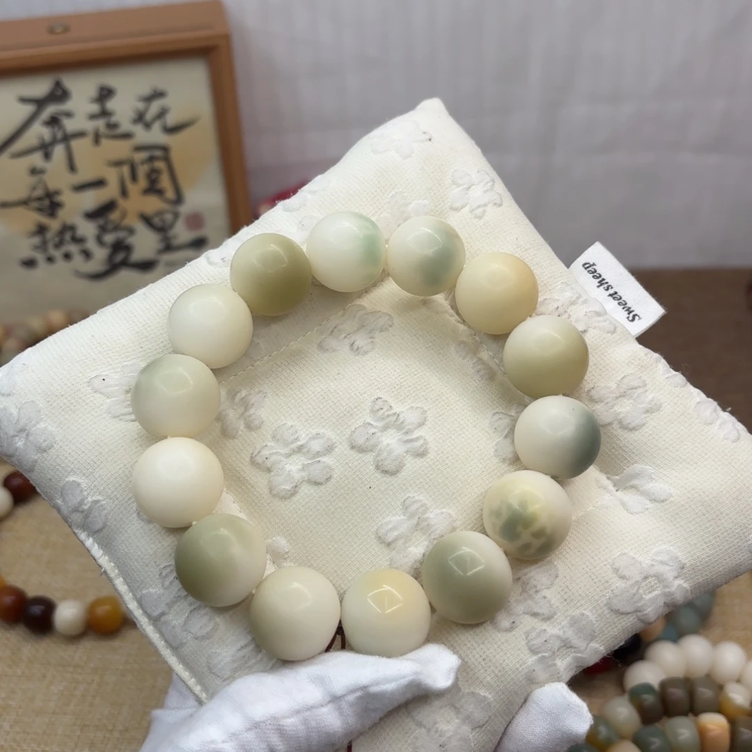 吊坠菩提根/象牙果20干磨微瑕落地果特价福利956