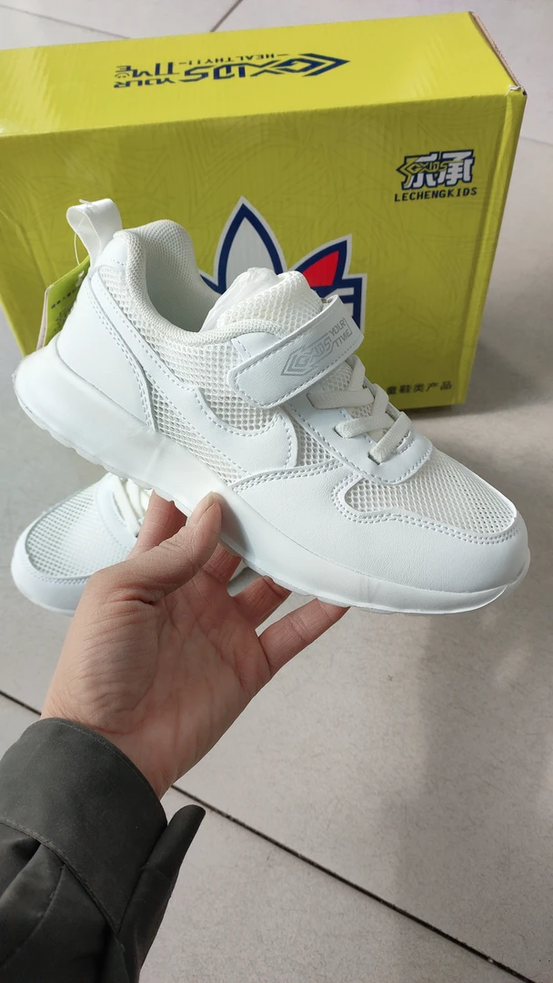 乐承夏季透气小白运动鞋