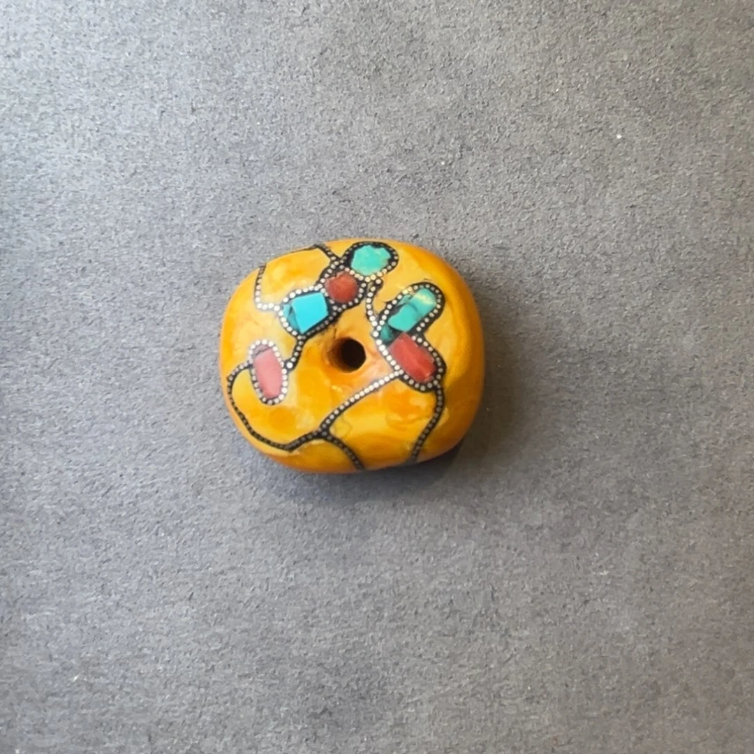 未镶嵌吊坠(不含链)蜜蜡