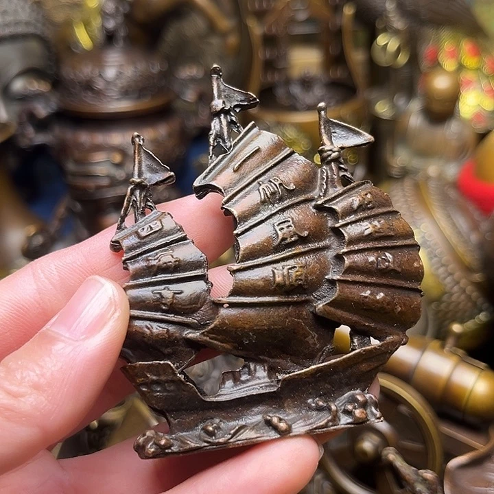 精美铜器批发档口