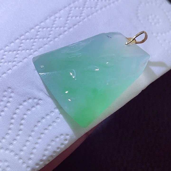 颈饰18K金镶嵌翡翠翡翠