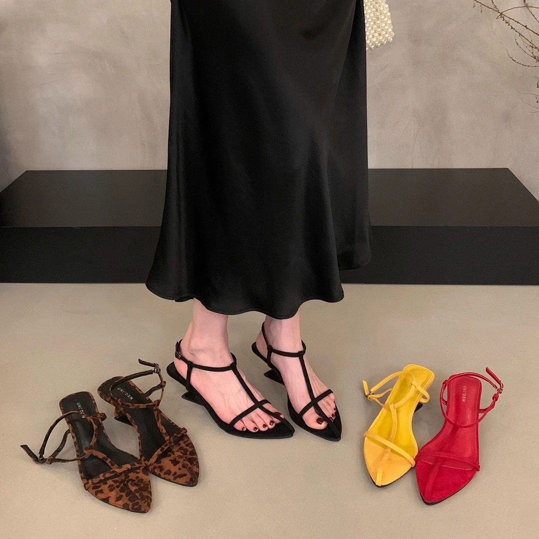 坡跟高跟红色尖头细带凉鞋仙女鞋子2025新款夏季配裙子豹纹罗马鞋