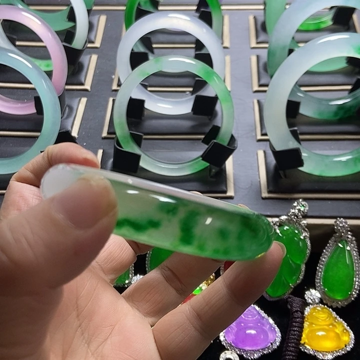 用***4非金属珐琅绿色的小