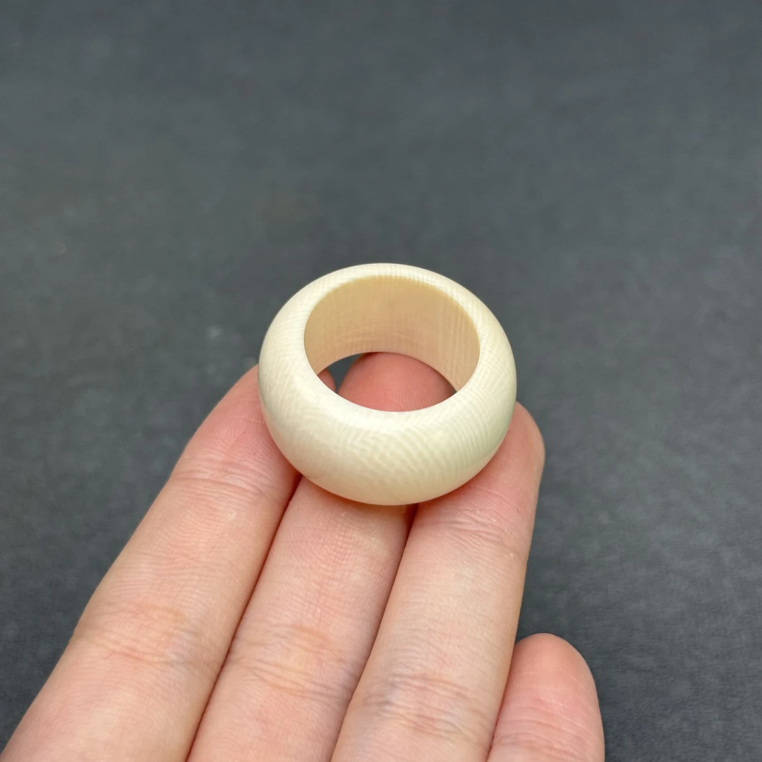 J4239天然猛犸牙 扳指 21*15mm支持鉴定 假一罚四