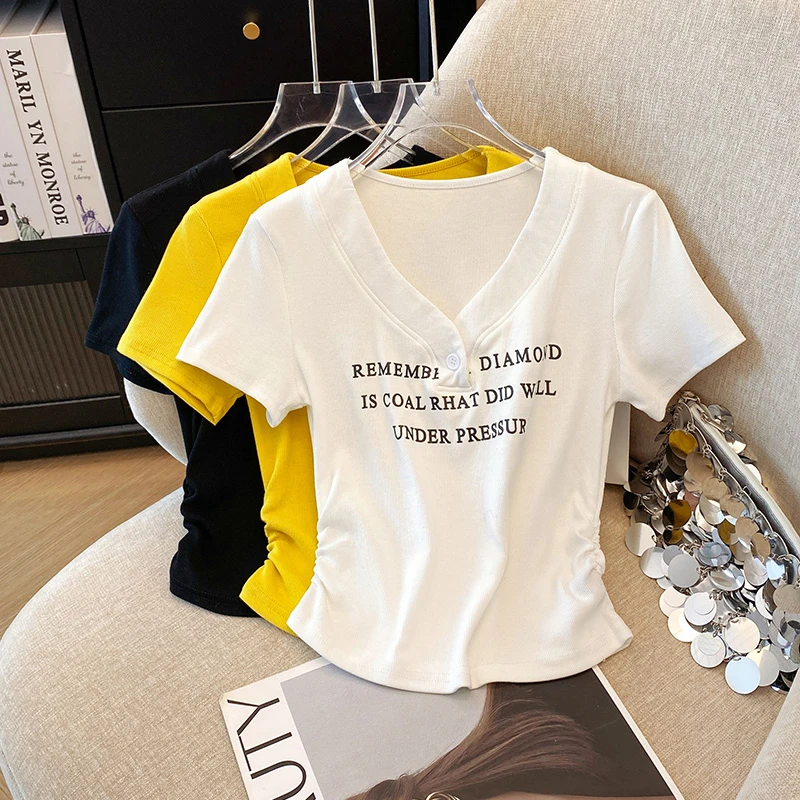 夏季新款小众字母印花V领褶皱百搭收腰T恤2526