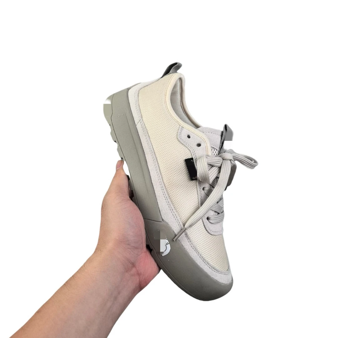 莆田北方面包户外男女透气运动鞋情侣登山鞋原装进口户外鞋男鞋