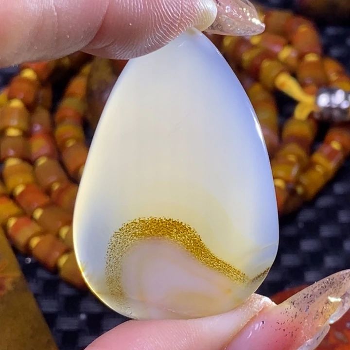 玛瑙/玉髓颈饰未镶嵌