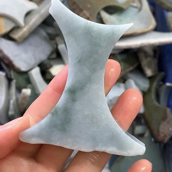 翡翠裸石缅甸翡翠边角料