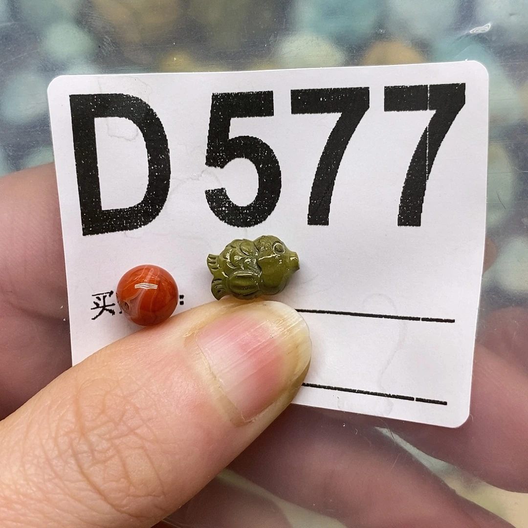 南红玛瑙未镶嵌珠宝奇石