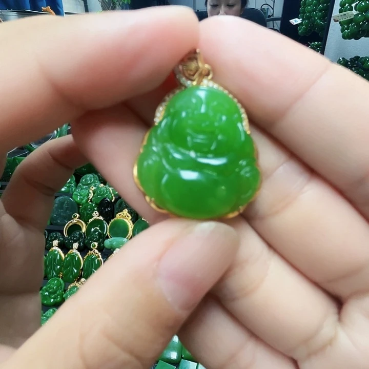 和田玉（碧玉）18K金镶嵌颈饰