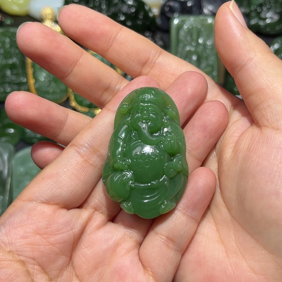 颈饰未镶嵌和田玉