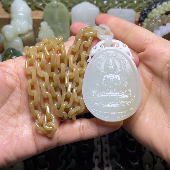 和田玉未镶嵌颈饰