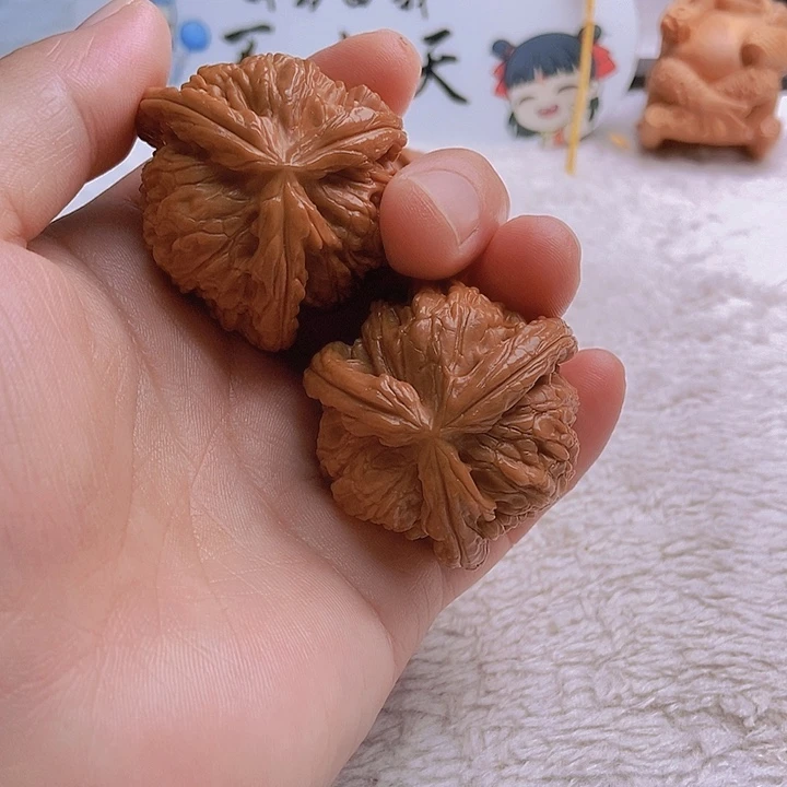 吊坠文玩核桃枾**㠯三棱