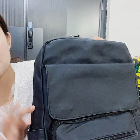 书包黑色拉链款现货