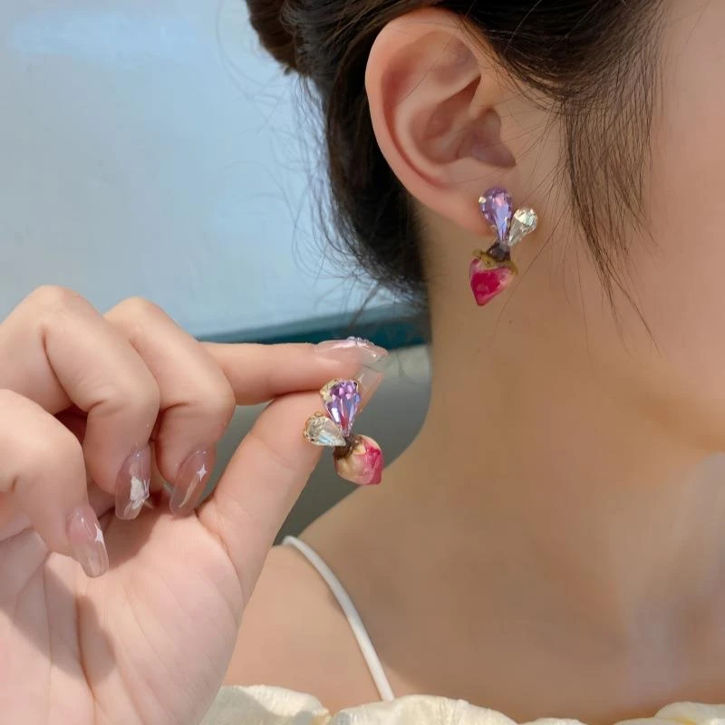 铜合金锆石耳饰 新款简约爱心永生花气质甜美耳钉拼色桃心少女简