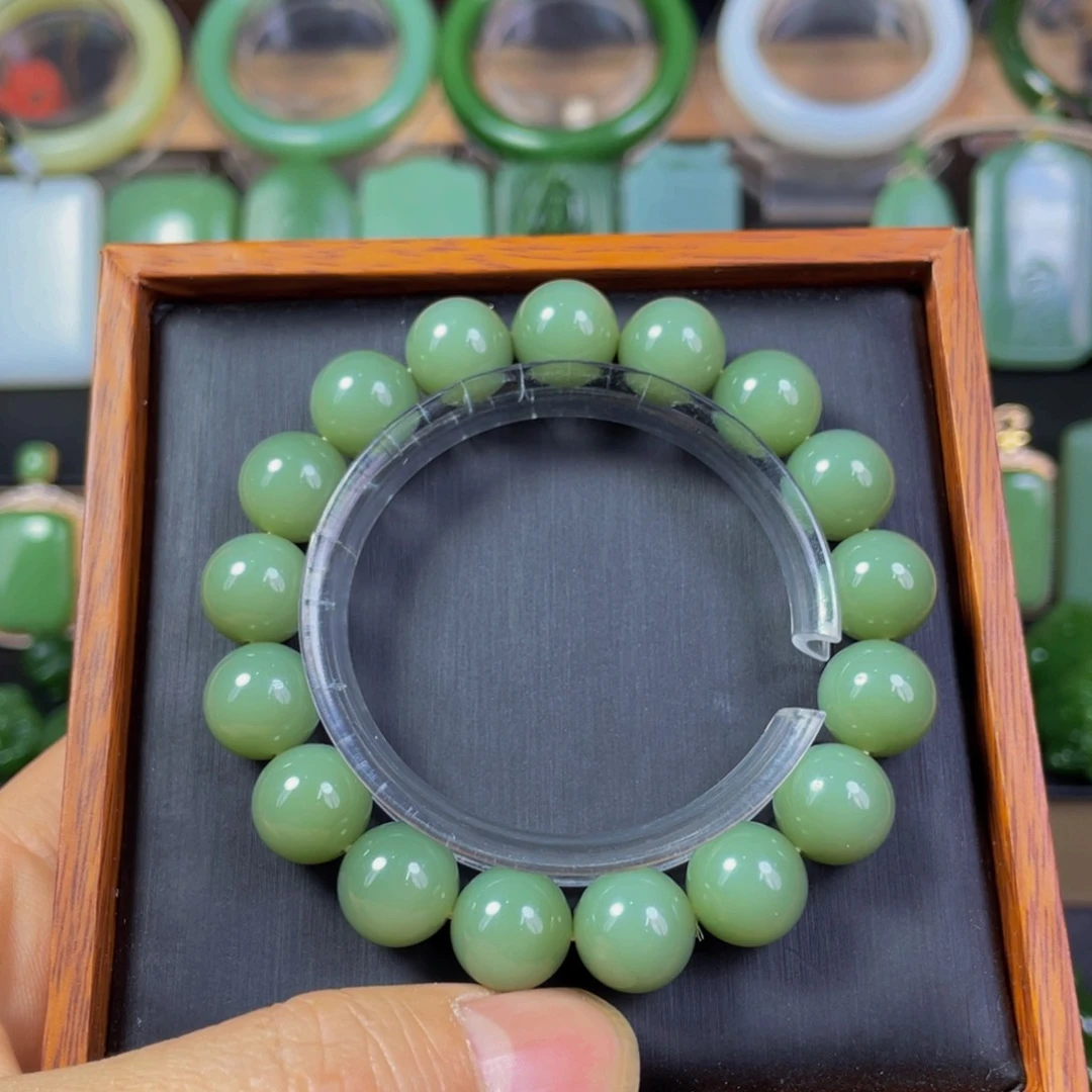 未镶嵌手串和田玉