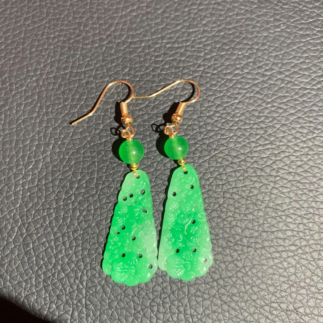 翡翠耳饰镂空款（多样发其一）B395