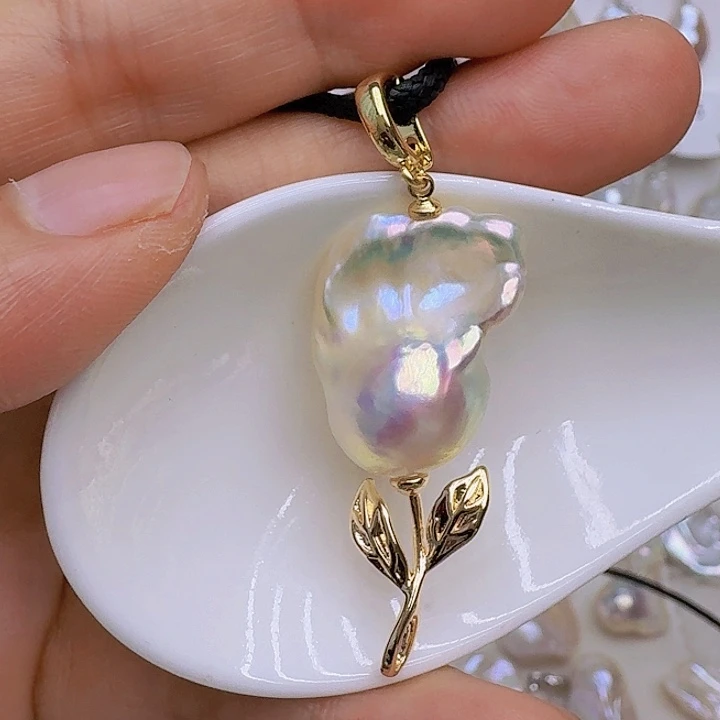 颈饰未镶嵌淡水珍珠