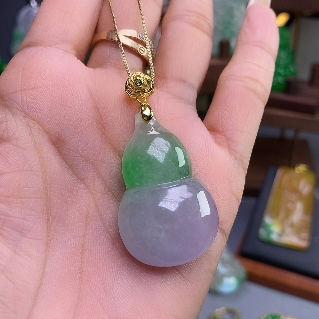 吊坠(赠链)未镶嵌翡翠