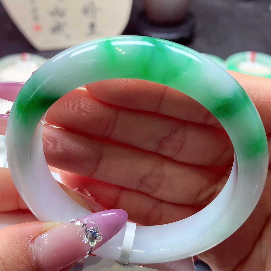 翡翠手镯未镶嵌正圈36号66