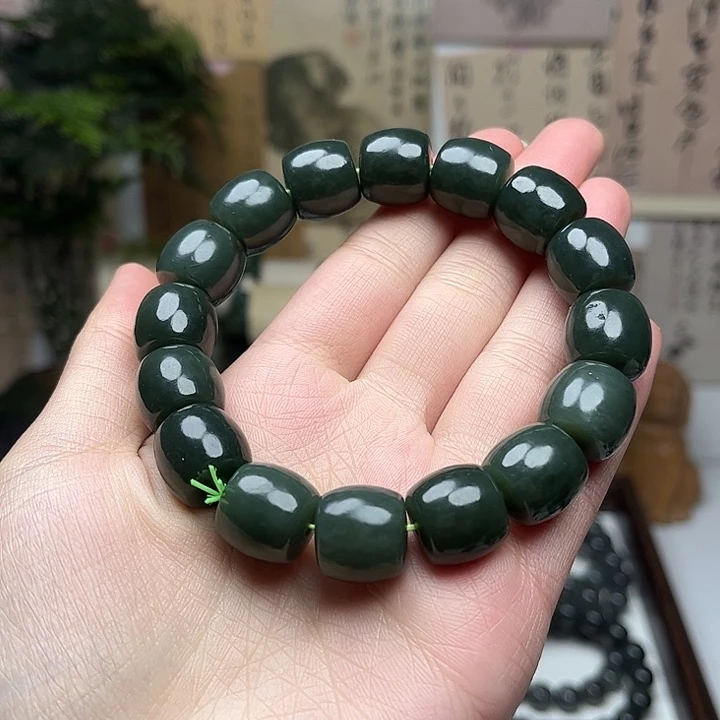和田玉未镶嵌手串