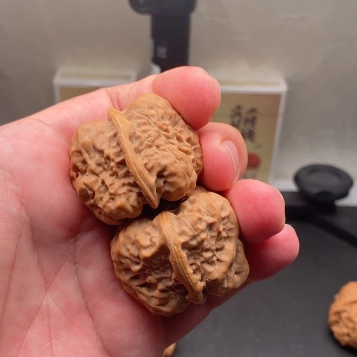 文玩核桃吊坠?**顺蛤蟆