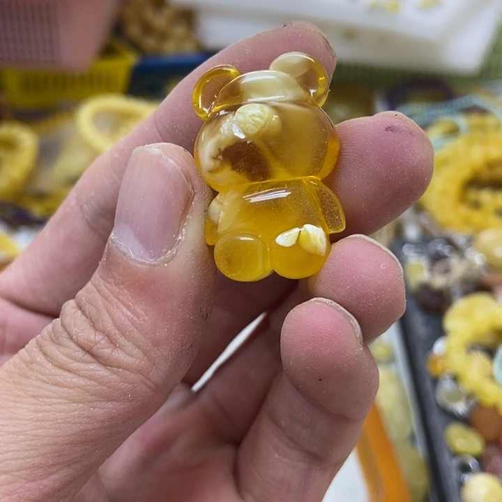 裸石蜜蜡未镶嵌吊坠