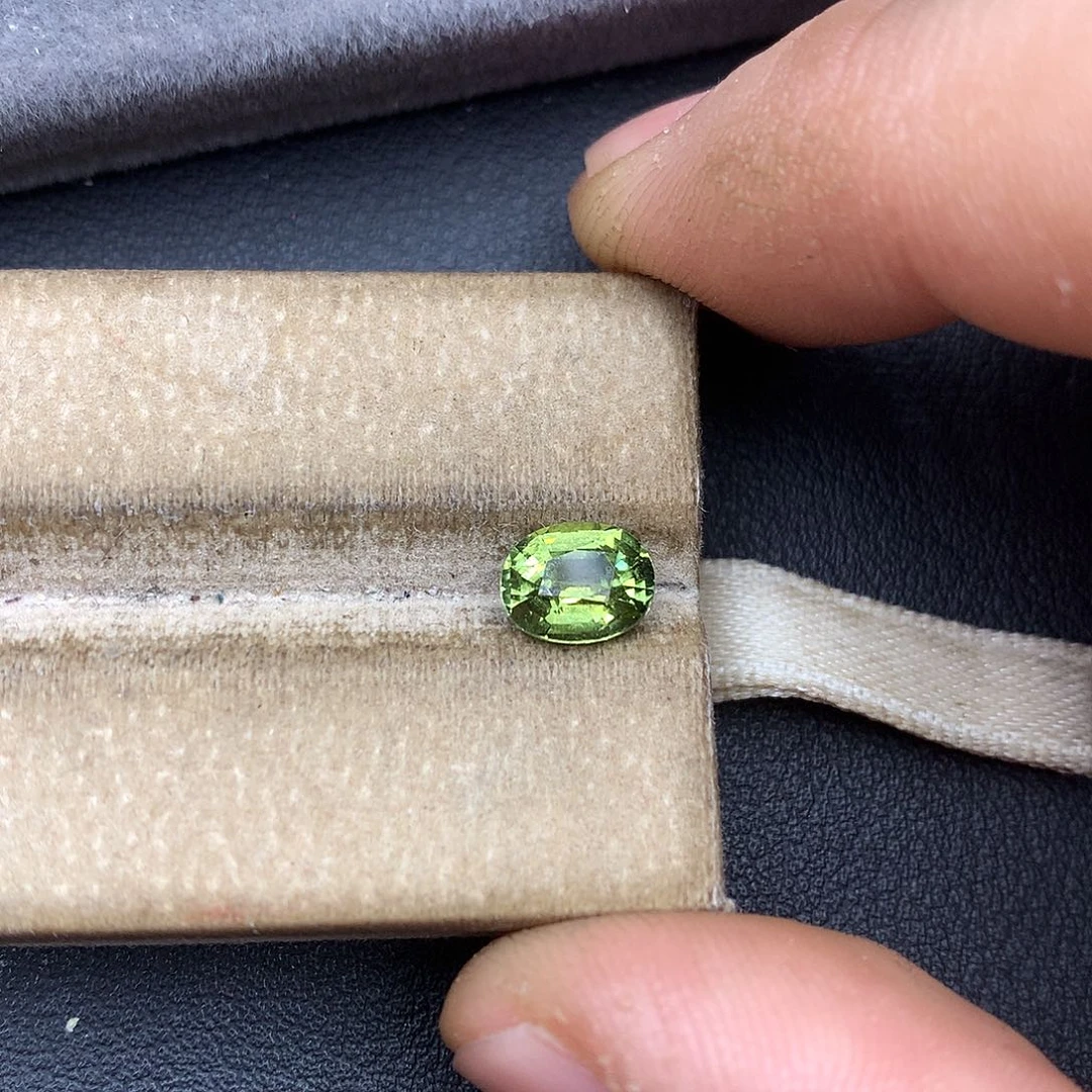 未镶嵌裸石碧玺1.32ct全净