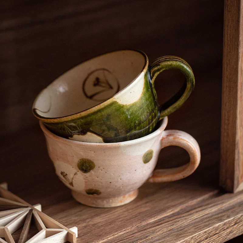 日本进口藏珍窑织部春野马克杯日式复古手作咖啡杯家用简约早餐杯