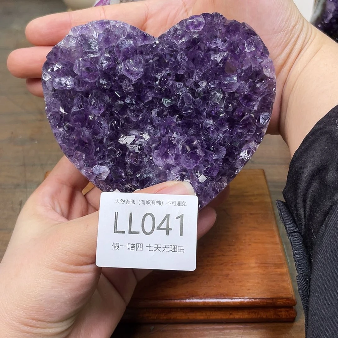 未镶嵌水晶大型摆件（非配饰）