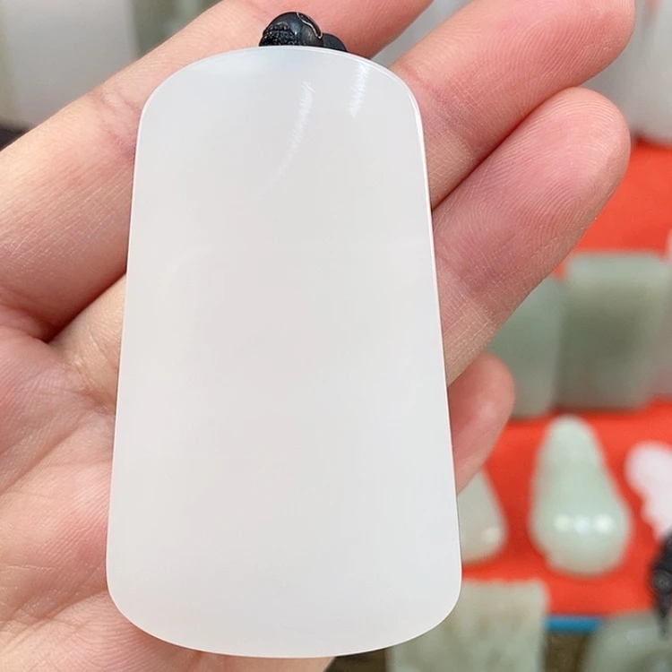 【闪购商品】颈饰未镶嵌和田玉