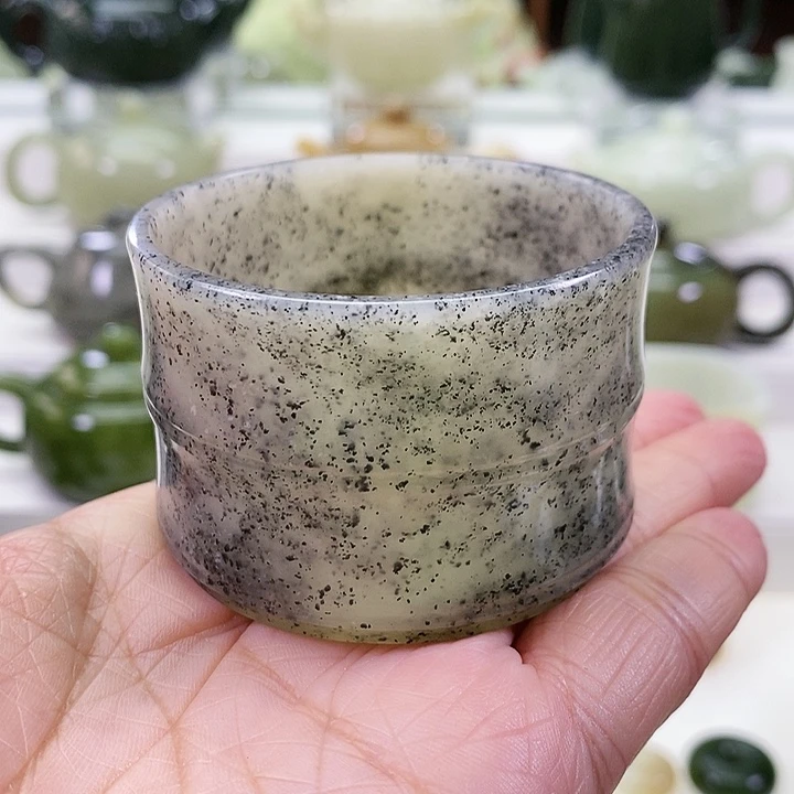 未镶嵌和田玉挂件茶杯70m l