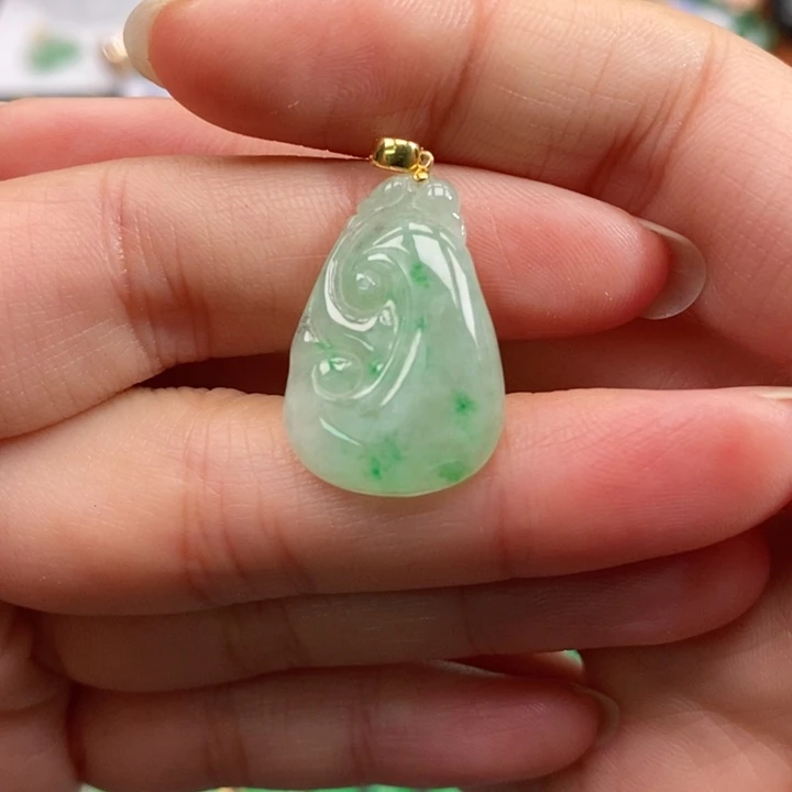 颈饰未镶嵌翡翠吊坠