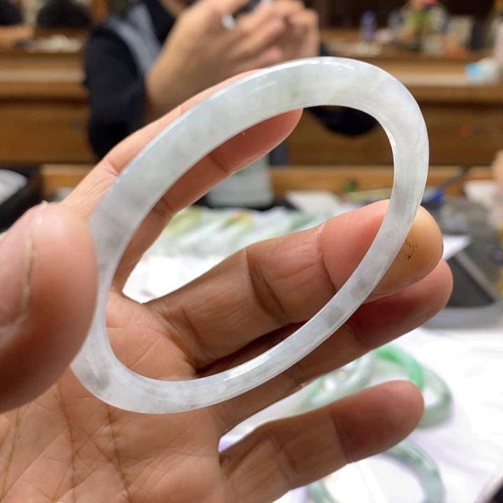 翡翠未镶嵌手镯翡翠手镯54-56，卡4