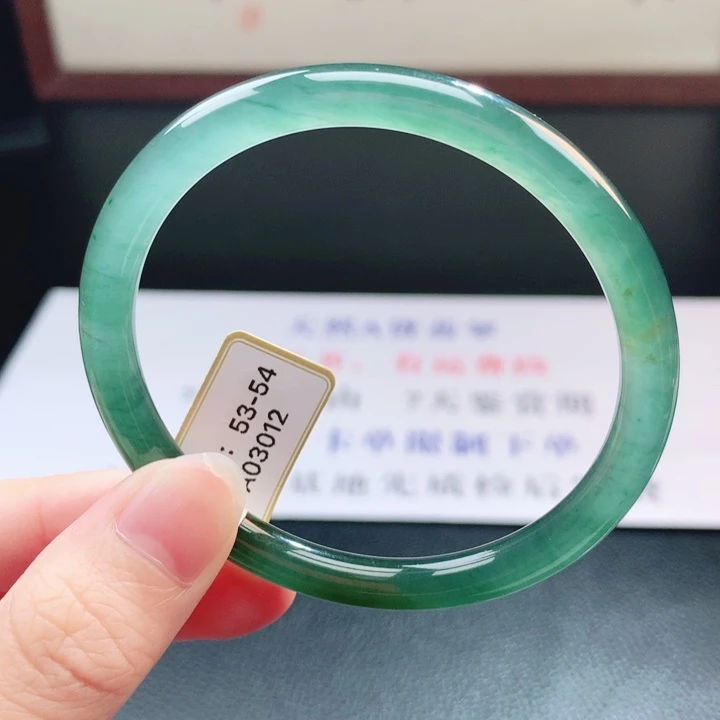 翡翠未镶嵌手镯翡翠手镯47