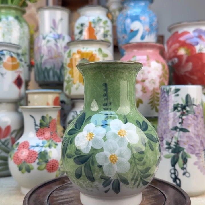 瓷片花瓶5656565656565656