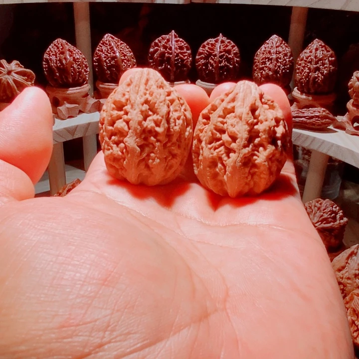 肉***偷文玩核桃把件老奶嘴