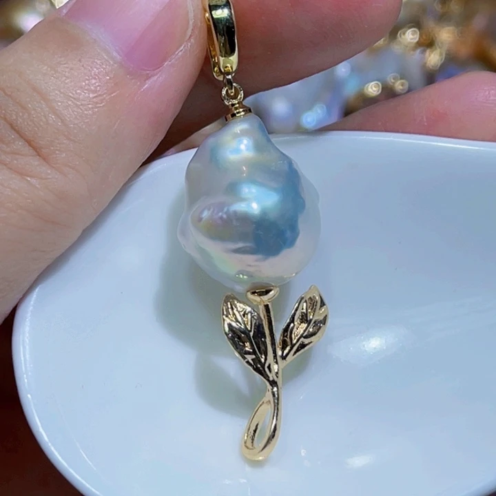 颈饰未镶嵌淡水珍珠