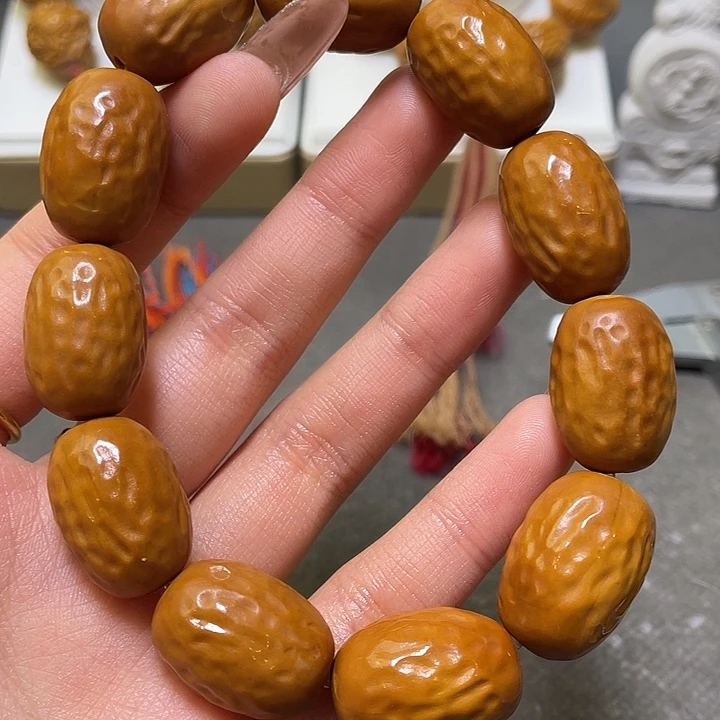 橄榄核吊坠橄榄核雕
