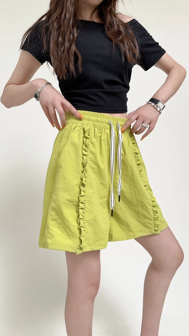 程程甄选  韩系设计感原宿风中高腰休闲花边短裤25119