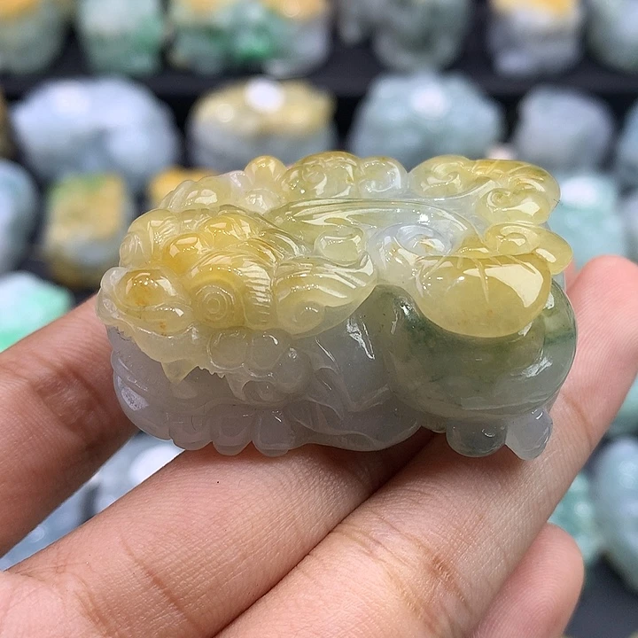 翡翠未镶嵌颈饰天然缅甸翡翠