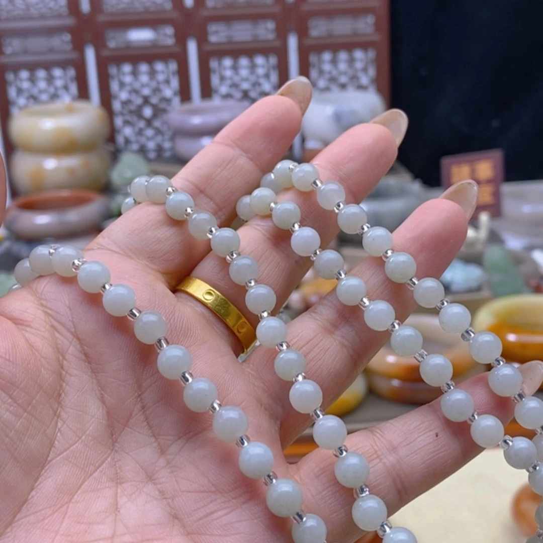 【闪购商品】未镶嵌手镯石英岩玉樱**妹